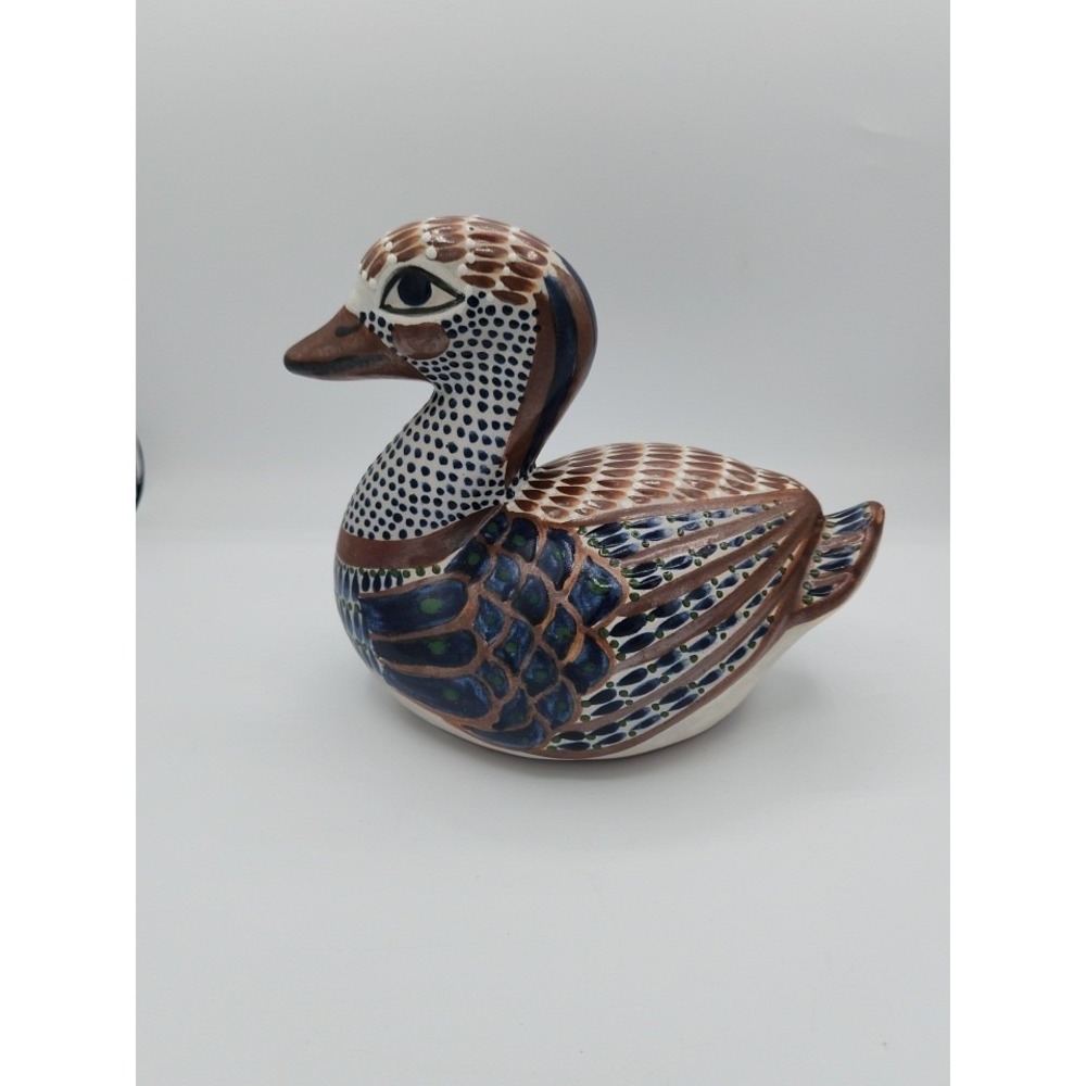 Tonala mexican‎ pottery bird (signed)